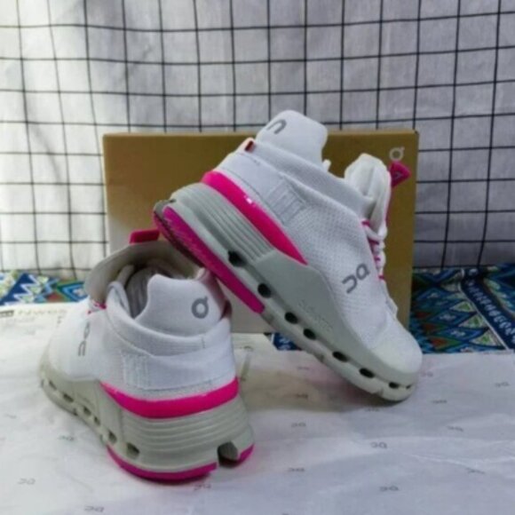 New On Cloud Cloudnova "Barbie" Women Pink Shoes White - Picture 6 of 8